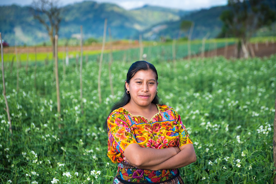 Sandra is a farmer in Guatemala. She joined the local farmer’s Cooperative and they gave her the starting capital she needed to grow her farm and her income. Through the Cooperative she was also able to continue her basic studies. CARE, with funding from the H&M Foundation, has worked closely with the farmer’s Cooperative since 2015 offering business training support and technical assistance to its members. In addition, CARE has provided seed capital to the Cooperative for its packaging plant. Eric Kampherbeek