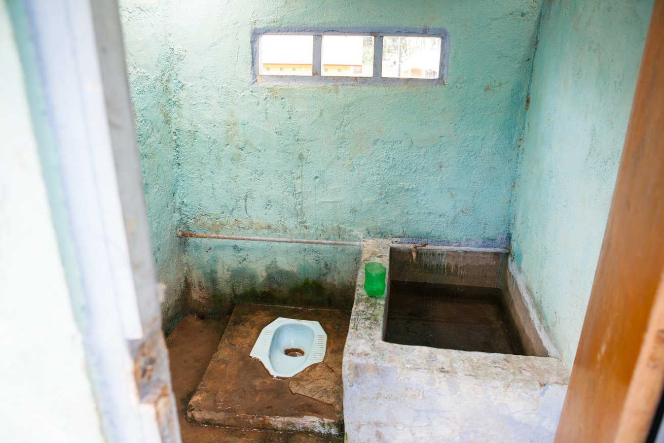 27/02/2013 CARE-supported school toilets. Aldeia Balibo Vila, Suco Balibo, Maliana District, Timor-Leste. Photos by Tom Greenwood