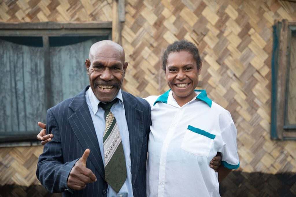 In Papua New Guinea, Alice and Mike took part in CARE-supported training in financial planning and budgeting, farming techniques, and the importance of sharing farm and household responsibilities.